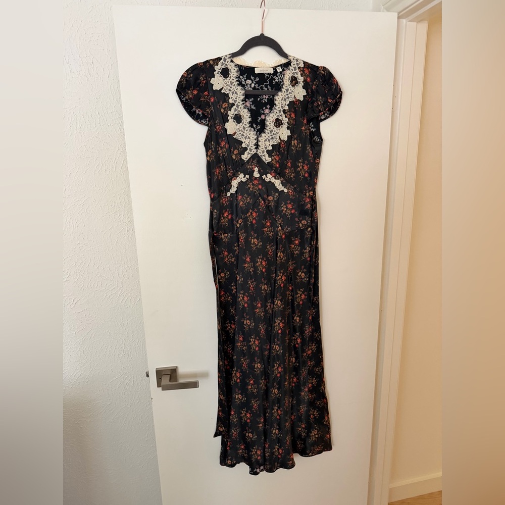 Doen Corlaine Satin Mini Dress